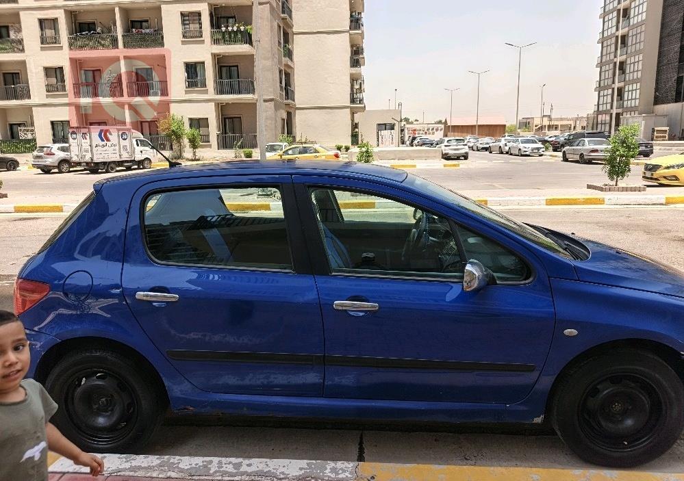 بيجو 307